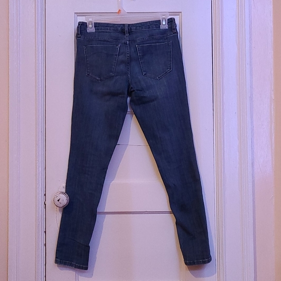 Low Rise Skinny Jean - Picture 2 of 2